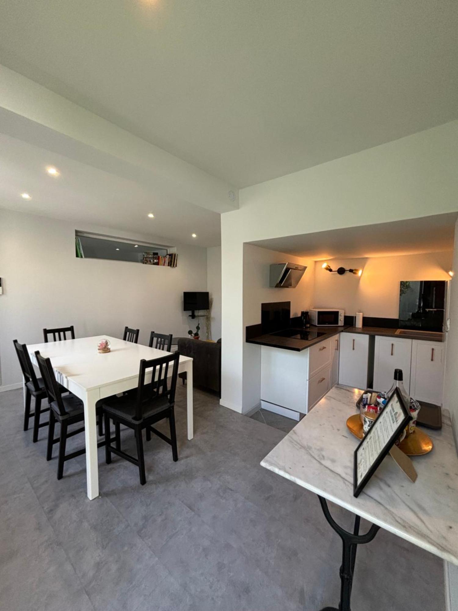 Chez Oma I 1 Appartement Independant Opi I 3 Chambres Privatives Avec Salle D Eau Et Salon Commun Cuisine Commune Wc Commun Patio Commun Avignon Buitenkant foto